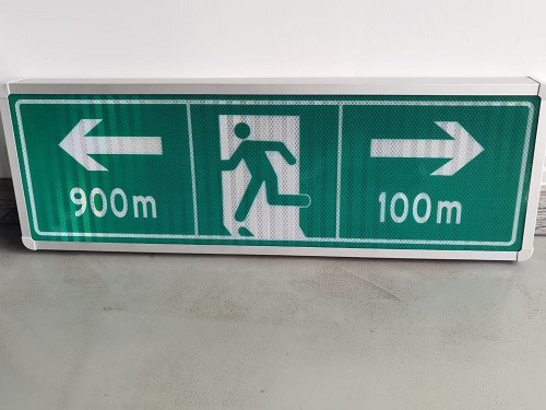 自發(fā)光標(biāo)牌