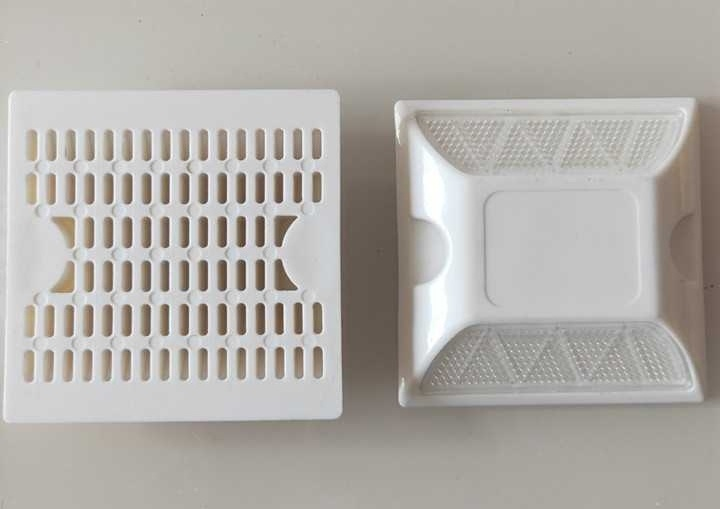 反光道釘安裝規(guī)范